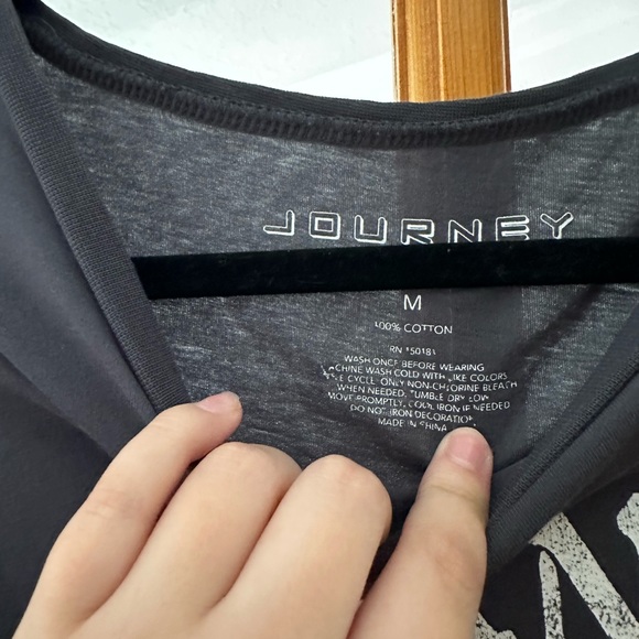 journey graphic tee - Picture 2 of 2
